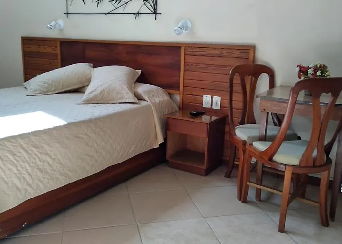 Dominguez PlazaHotel Em